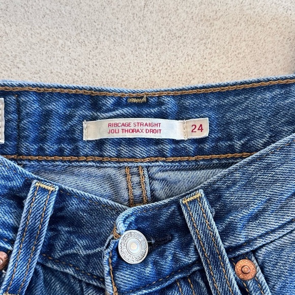 Classic women's Blue Straight-Leg Jeans - Picture 3 of 4